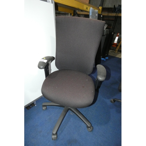 2430 - 1 x black upholstered office swivel chair