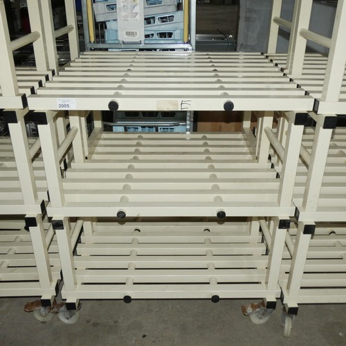 2005 - 2 x mobile catering type racks for cold room, both approx 100x52x112cm