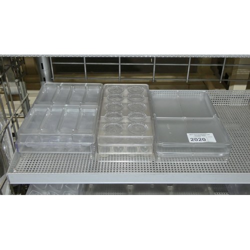 2020 - 8 various Polycarbonate chocolate moulds