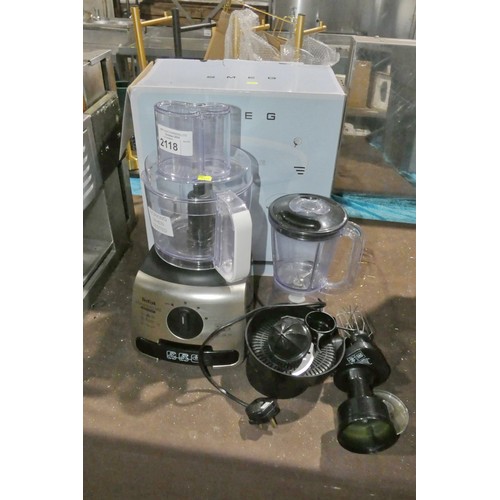 2118 - A Tefal Vitscompact pro food processor and blender with accessories - trade  Tested  Working