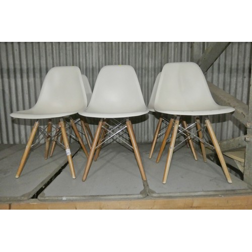 2333 - 6 x white plastic designer style dining / meeting room chairs with metal / wood frames