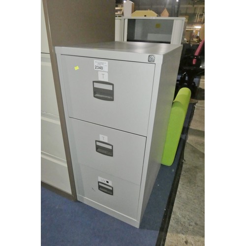 2340 - 1 x grey metal 3 drawer filing cabinet