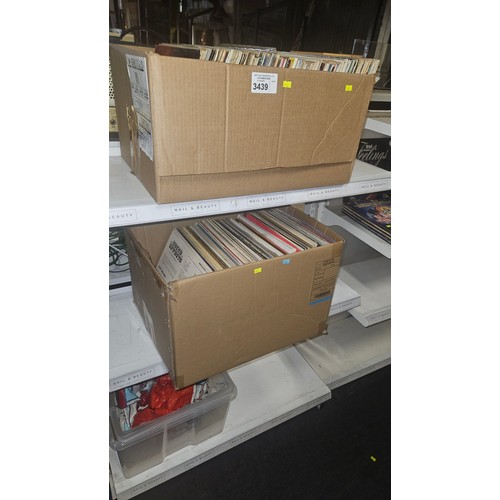 3439 - 2 x boxes containing a quantity of 33rpm records, please view or see pictures for more details