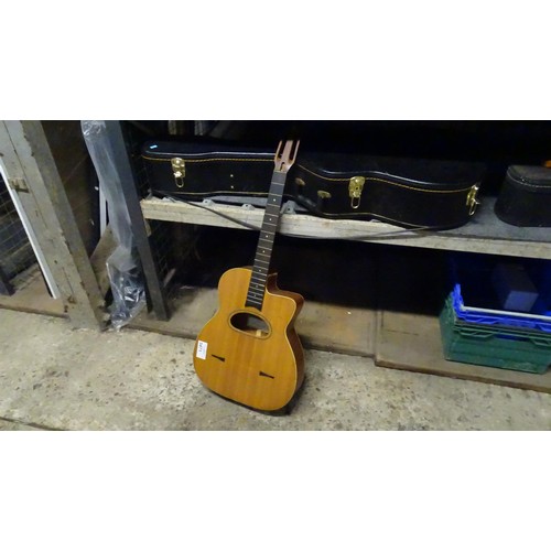 3471 - A Maccaferri acoustic gypsy jazz guitar by Saga Japan, requires parts, includes a hard carry case