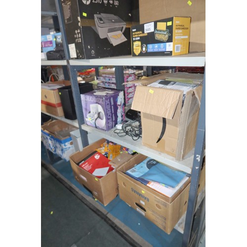 3605 - A quantity of various office related items including a printer, paper shredders, rolodex, note pads ... 