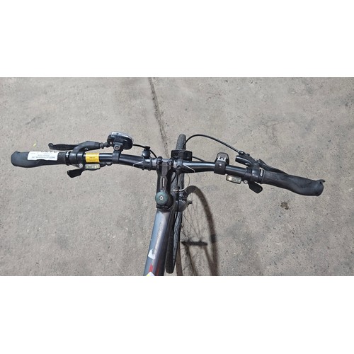 3176 - 1 x Giant Escape hybrid mountain bike