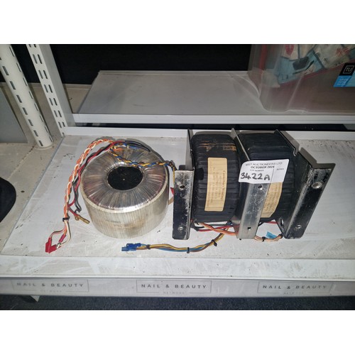 3422A - 2 x various 240v power supplies, please see pictures for more details - trade