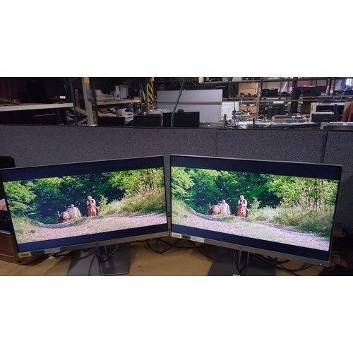 3462 - 2 x 24 inch HD display monitors by HP type E243 - trade