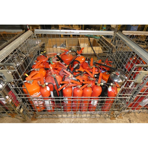 5060 - A quantity of fire extinguishers. Contents of 1 metal stillage which is not included