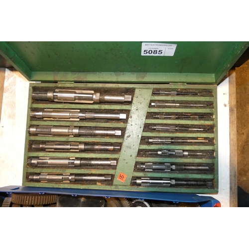 5085 - 1 green box containing 14 x various adjustable reamers