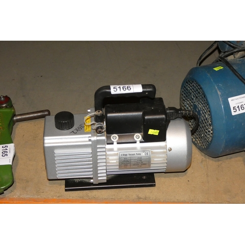 5166 - A two stage vacuum pump type VP250, 240v