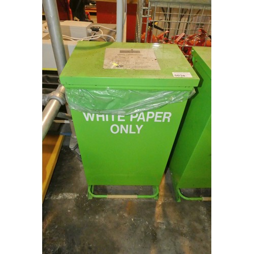 5038 - 1 x green metal paper / cardboard recycling bin