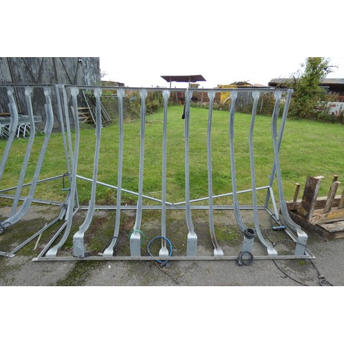 6106 - 1 x Bicycle storage rack measuring approx 308cm l x 114cm w. Suitable for up to 10 bikes