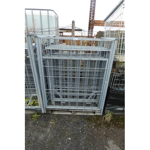 6115 - 5 x collapsible metal stillages that sit on a pallet, 4 measure approx 120cm w x 101cm d x 110cm hig... 