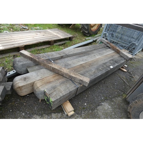 6128 - 5 x Oak posts comprising of mostly approx 18cm x 18cm, lengths vary up to approx 250cm long