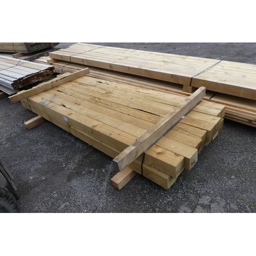 6137 - 16 x wooden posts each measuring approx 10cm x 10cm x 240cm long - Bottom stack