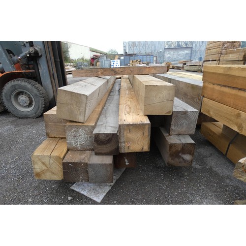 6151 - 14 x wooden posts comprising of 13cm x 13cm and 15cm x 15cm, lengths vary up to approx 350cm long - ... 