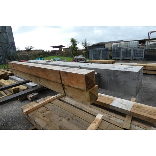 6156 - 4 x various wooden posts comprising of approx 15cm x 15cm, 26cm x 26cm and 20cm x 20cm, lengths vary... 