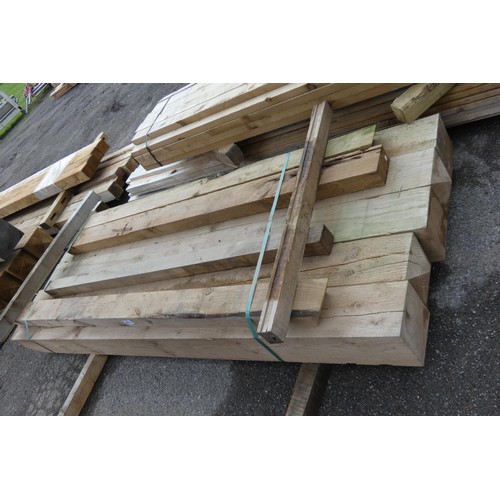 6159 - 9 x various wooden posts to include approx 17.5cm x 17.5cm, 12cm x 6cm etc, lengths vary up to appro... 