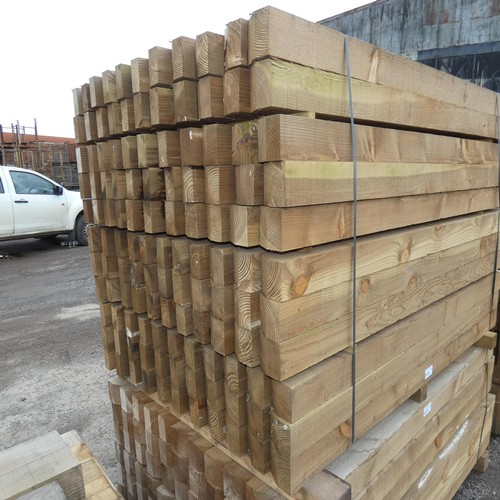 6170 - 121 x wooden posts each measuring approx 10cm x 10cm x 164cm long - Top stack