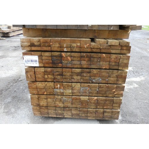 6178 - 252 x lengths of timber each measuring approx 10cm x 3.8cm x 170cm long -  Bottom stack