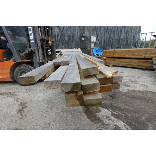 6179 - A quantity of timber comprising of mostly 10cm x 5.5cm, lengths vary up to approx 360cm long - Top s... 