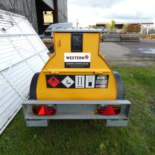 6098 - 1 x single axle, braked trailer by Western International with a 500 litre metal fuel bowser mounted ... 