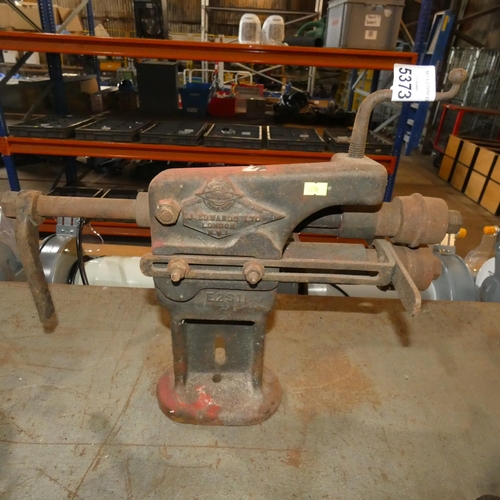 5373 - A vintage bench top hand operated swaging bead roller type machine by Edwards Besco type E2S11