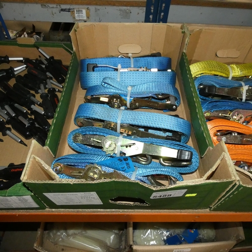 5488 - 1 box containing 6 x blue ratchet straps