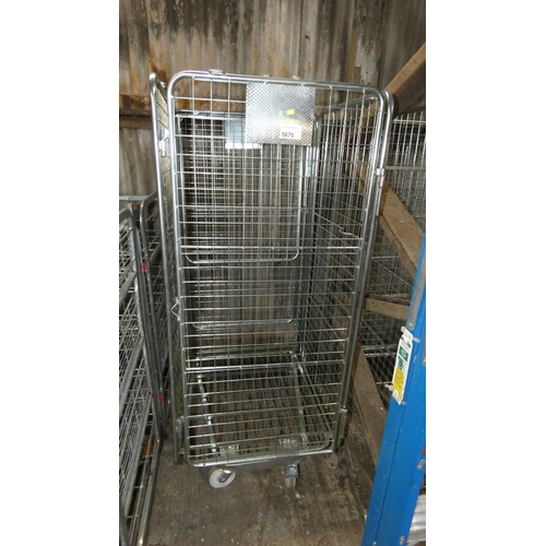 5670 - 1 x wheeled metal mesh warehouse cage