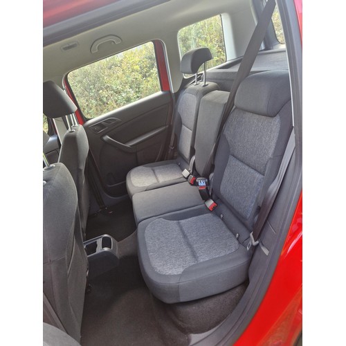 2 - Skoda Yeti  Diesel estate 2.0 Tdi CR 5dr. Red, Reg No: WG64 FDZ, 1st Reg 13/11/2014, 5 spd manual di... 