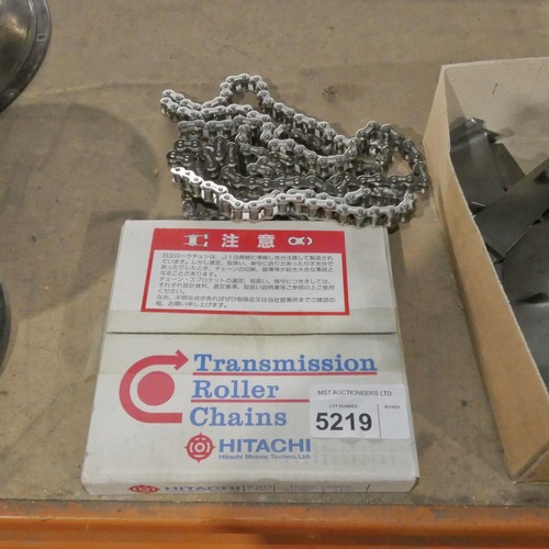 5219 - 2 x Hitachi transmission roller chains