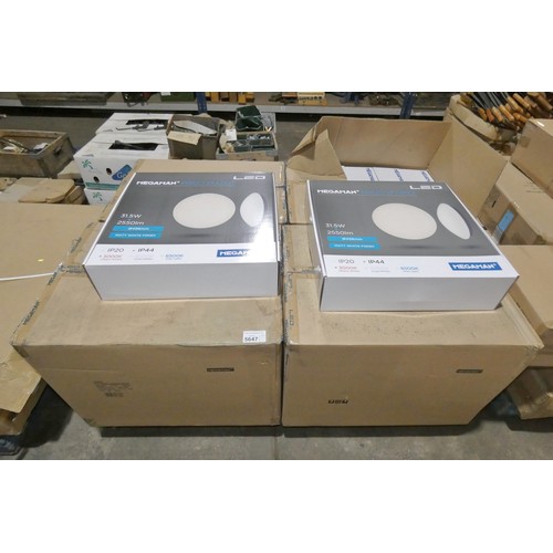 5647 - 1 pallet containing 20 x Megaman Renzo Sparkle LED round lights diameter approx 496mm - 3000k warm w... 