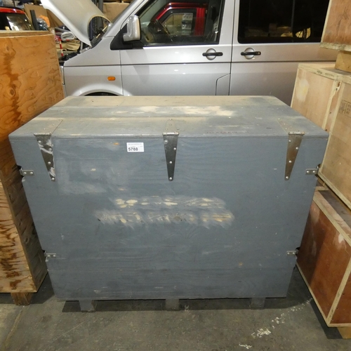 5788 - 1 x grey painted wooden crate approx 122x 68 x 101cm high