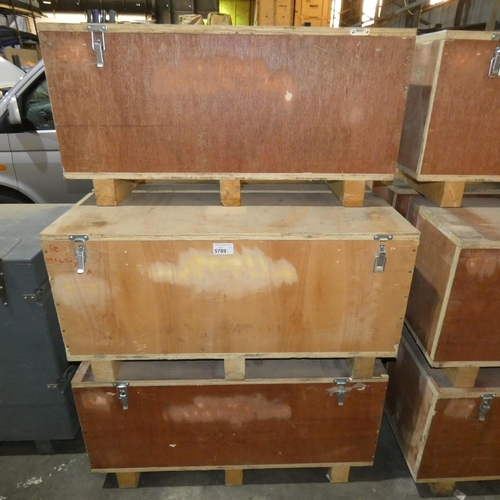 5789 - 5 x wooden crates each approx 119 x 45 x 59cm high