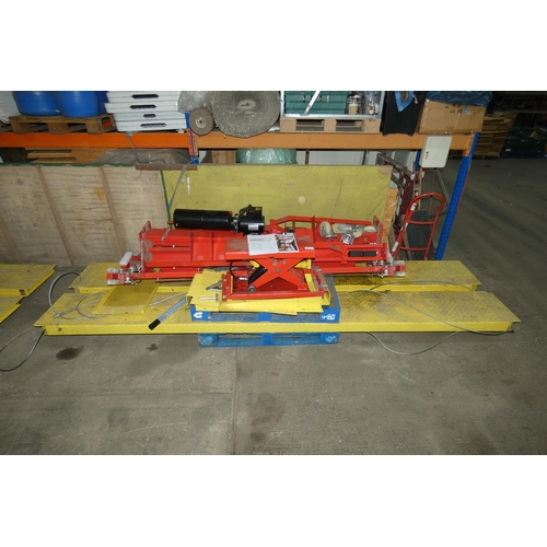 5808 - An SJR four post vehicle ramp / lift for parking, storage, stacking or service maintenance, model 3,... 