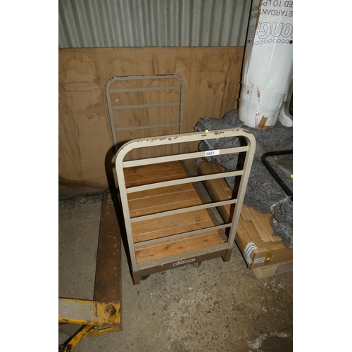 5823 - 1 x Slingsby warehouse trolley approx 60 x 106cm