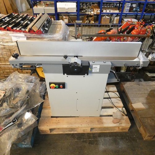 5880 - 1 x Trade AT310SPT/AT129PT spiral planer thicknesser 240v - Tables adjusted and Tested Working (SP02... 