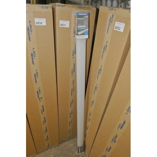 5831 - 1 box containing 12 x Megaman Malo LED batten lights 3000k / 240v / 1500mm long