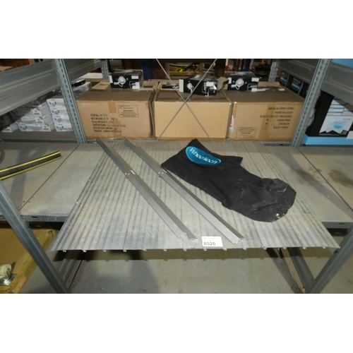 6020 - A Wheeltech roll up aluminium ramp approx 76cm wide x 94cm long when unrolled SWL 300kg