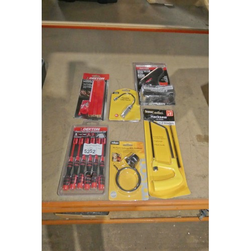 5252 - A Dekton precision screwdriver set, a Dekton pencil set, a Dekton glue gun, a Rolson flexible LED to... 