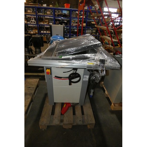 5882 - 1 x Trade AT315SB / AW12BSB2 saw bench 240v - Blade lower dust catcher has been repaired (SP022218) ... 