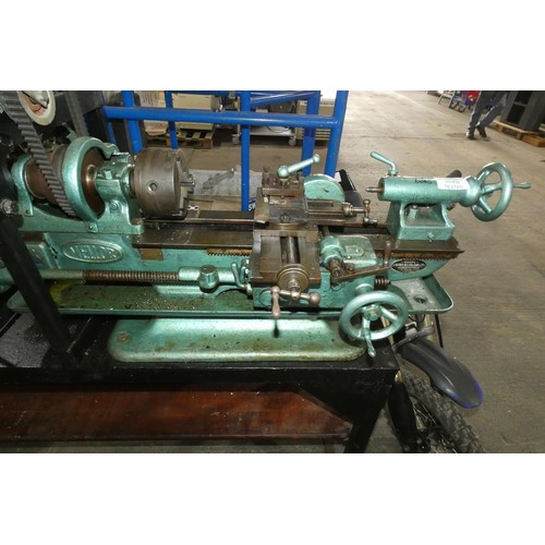 5887 - 1 x vintage Mellor metal turning lathe 240v overall bed length approx 26 inch / 66cm supplied fitted... 