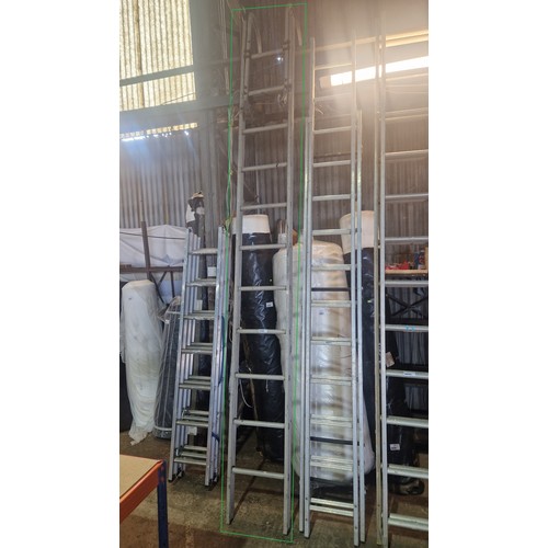 6040 - 1 x aluminium roofing ladder (11 rung)