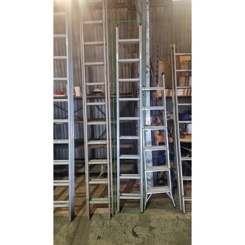 6045 - A Timballoy double extending aluminium ladder (2 x 9 rung)