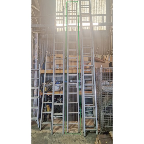 6049 - A Lyte double extending aluminium ladder (1 x 14 rung and 1 x 11 rung)