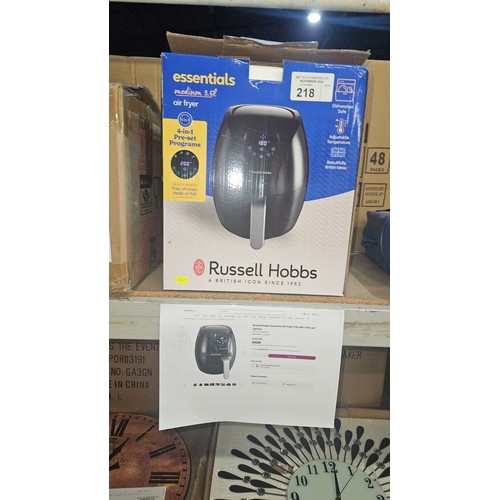 218 - A Russell Hobbs Essentials 3.5L air fryer with 4 pre-set options RRP £52