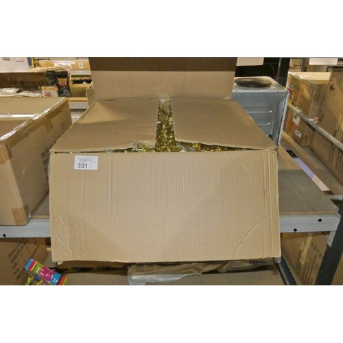 331 - 1 box containing 12 packs of gold foil horns (each pack contains 50 horns)