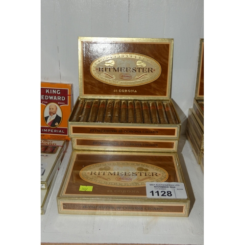 1128 - 4 x boxes of 25 Ritmeester Corona cigars, please note one box has been opened