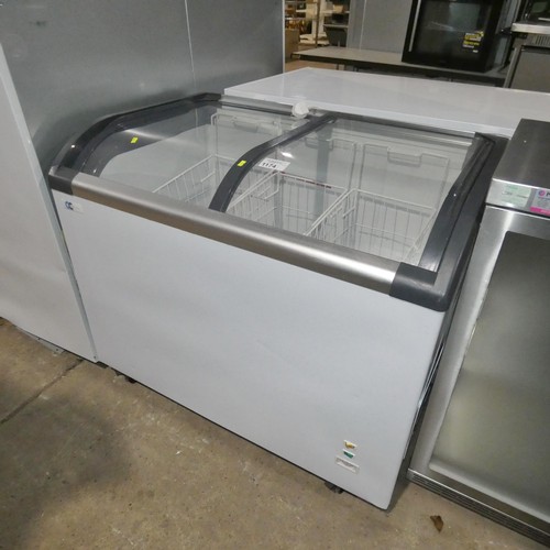 1174 - A medium sized display freezer with 2 sliding top doors by Capital Cooling - trade. Tested Working